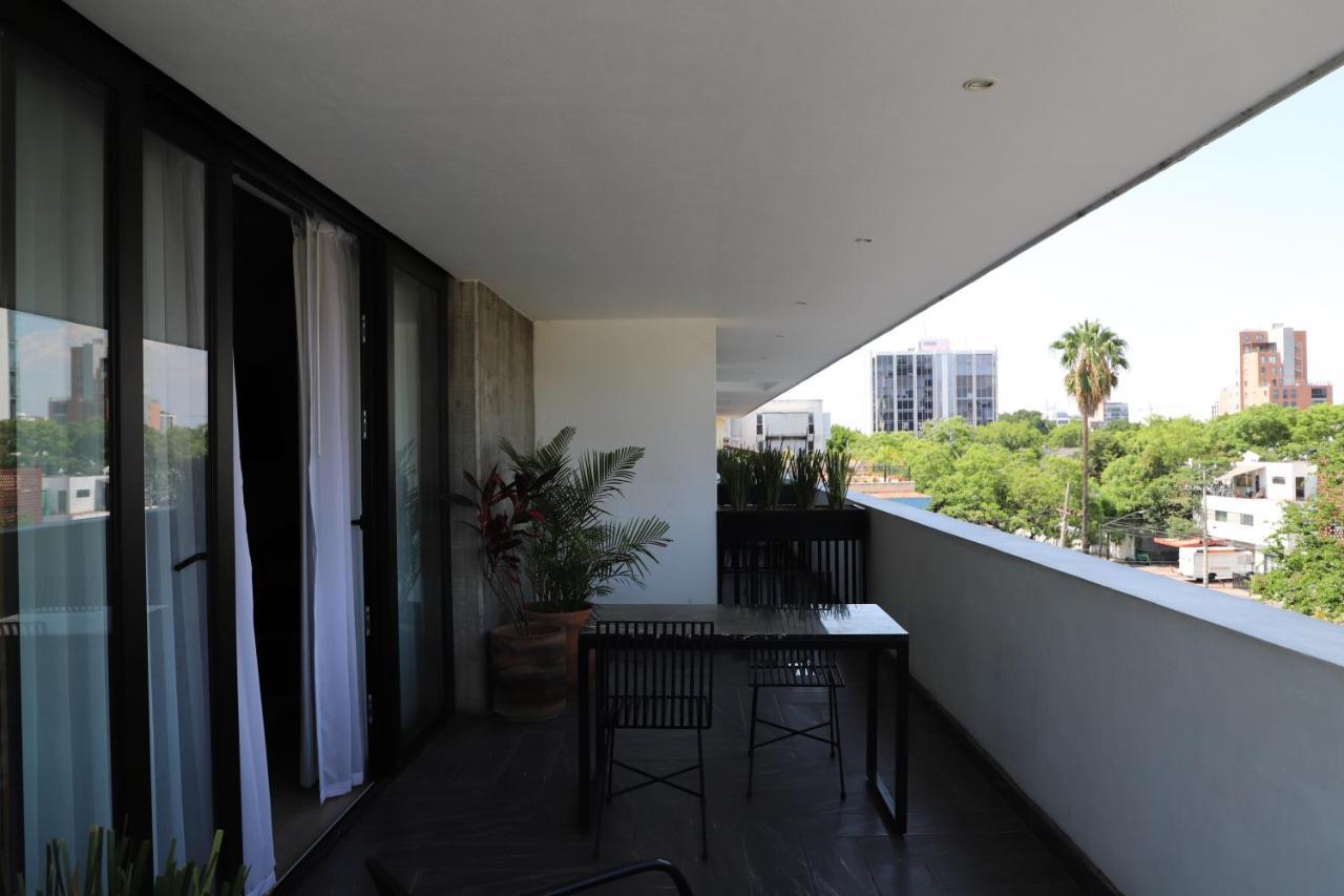 Bellwort Hotel Guadalajara Eksteriør bilde